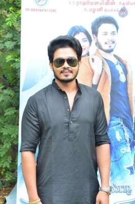 Vinnaithandi Vantha Angel Tamil Movie Audio Launch - 33 of 34
