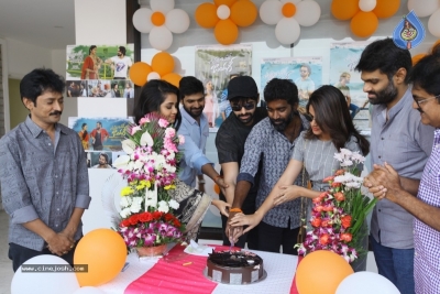 Vunnadhi Okate Zindagi Success Celebration Photos - 4 of 6