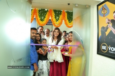 Yamini Bhaskar Inaugurates BeYou Salon at Narasaraopet - 16 of 21