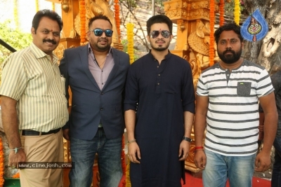 Ye Nimishaniki Emi Jaruguno Movie Launch - 9 of 20