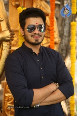 Ye Nimishaniki Emi Jaruguno Movie Launch - 11 of 20