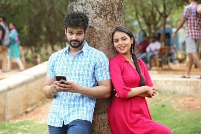 2 Friends Movie Photos