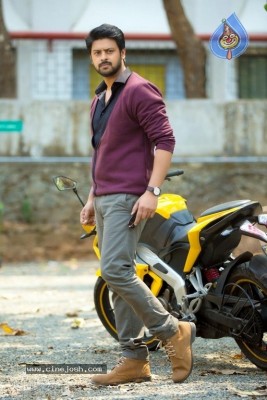 Asalem Jarigindante Movie Poster and Photo