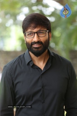 Chanakya Movie Press Meet Photos