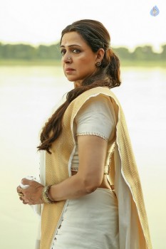 Hema Malini Gautami Balasri Look in Gautamiputra Satakarni