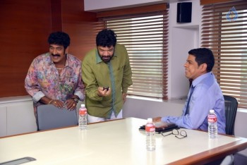 Meelo Evaru Koteswarudu New Photos