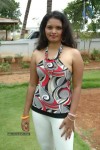 Nandhavana Kiliye Tamil Movie Stills