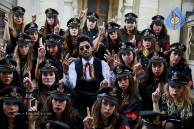 OMGDaddy Song Stills