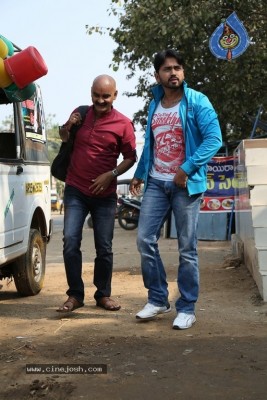 Sakala Kala Vallabhudu Movie Working Stills