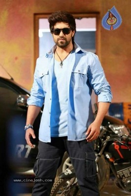 Sooryavamsi Tamil Movie Stills