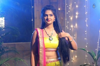 Vajralu Kavala Nayana Movie Posters and Stills