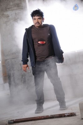 Virus Movie Posters and Photos