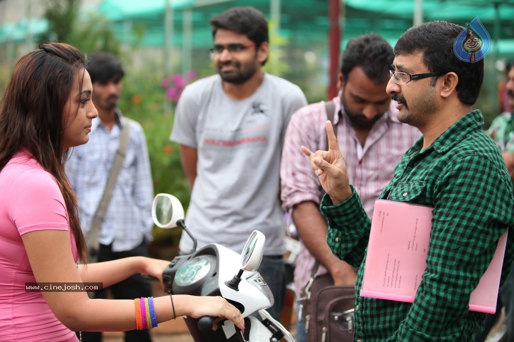 1000 Abaddalu Movie New Stills - 10 / 23 photos