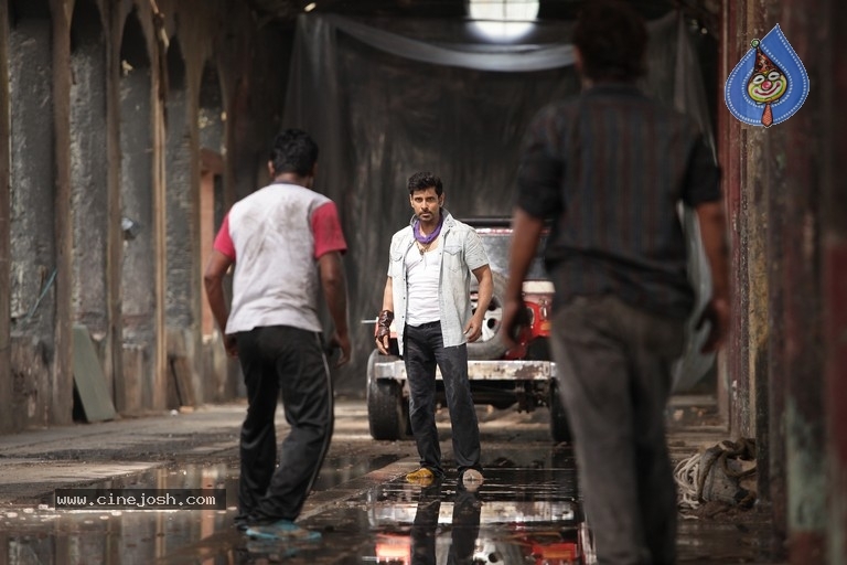 10 Movie Photos - 8 / 9 photos