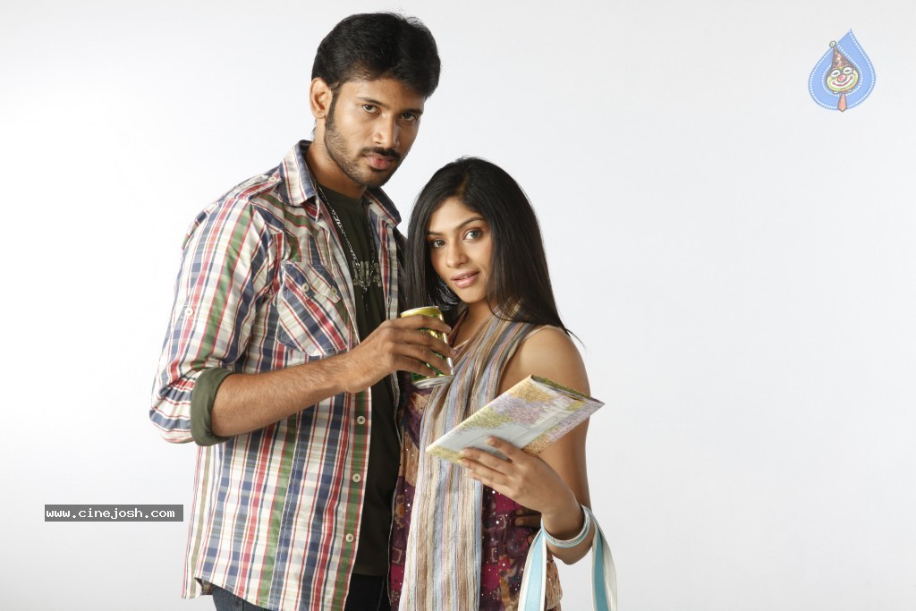 143 Hyderabad Movie Stills and Walls - 24 / 34 photos