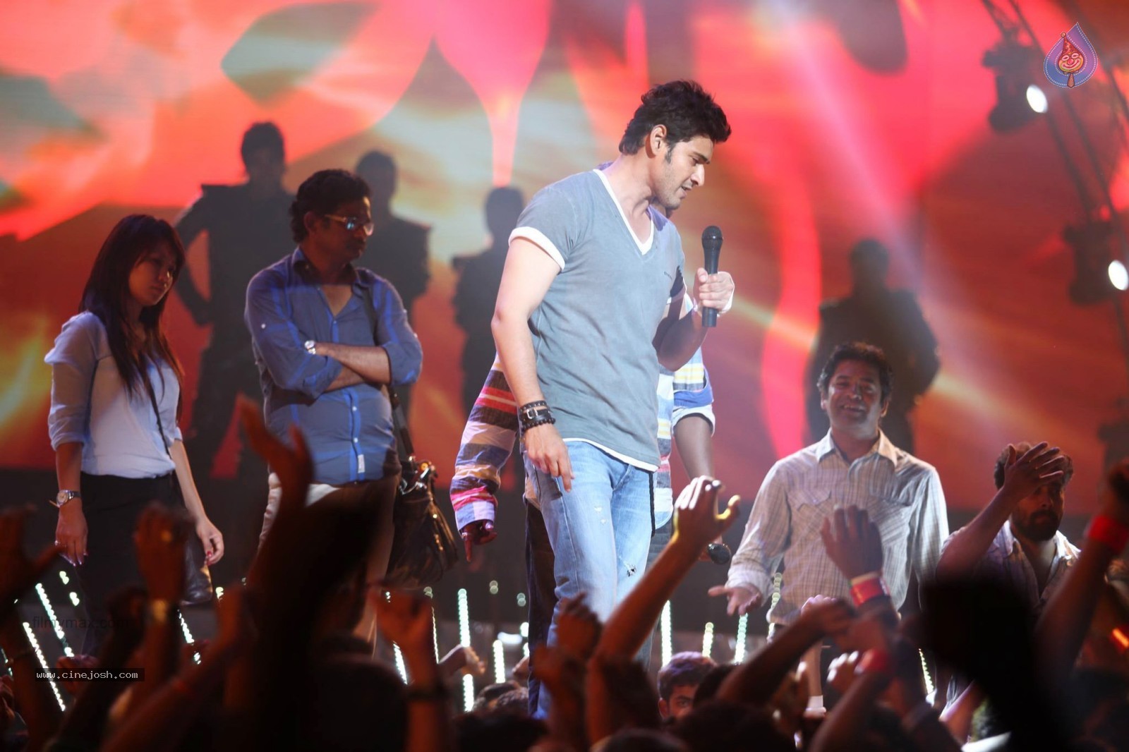 1 Nenokkadine Movie Stills HD - 5 / 5 photos