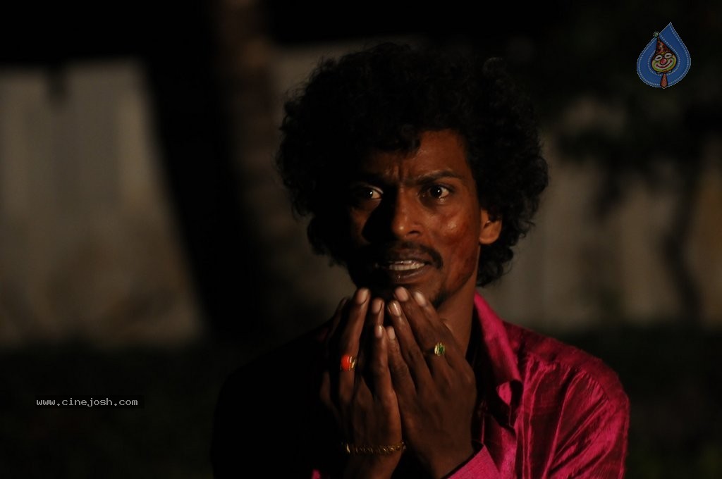 1 Pandhu 4 Run 1 Wicket Tamil Movie Stills - 8 / 60 photos