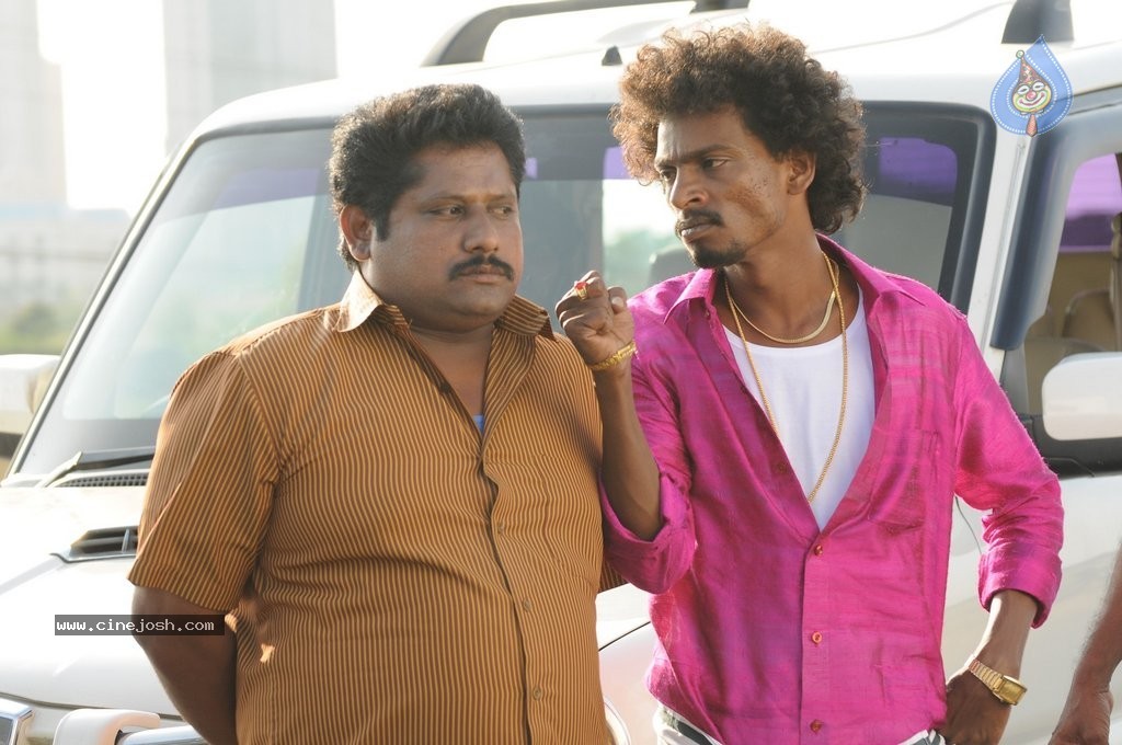 1 Pandhu 4 Run 1 Wicket Tamil Movie Stills - 29 / 60 photos