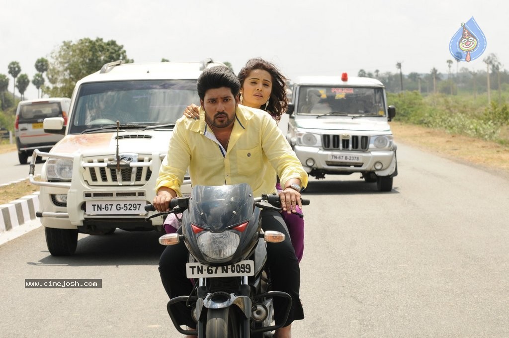 1 Pandhu 4 Run 1 Wicket Tamil Movie Stills - 36 / 60 photos