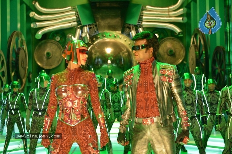 2.0 Movie Stills - 3 / 4 photos
