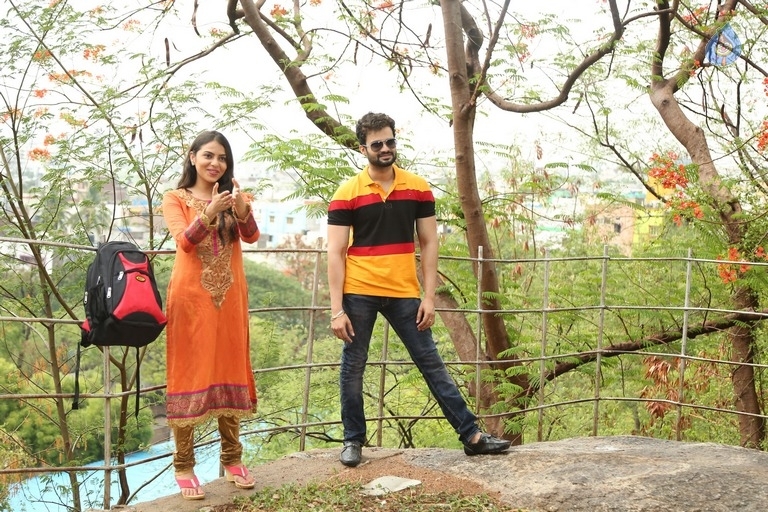 2 Friends Movie Photos - 2 / 12 photos