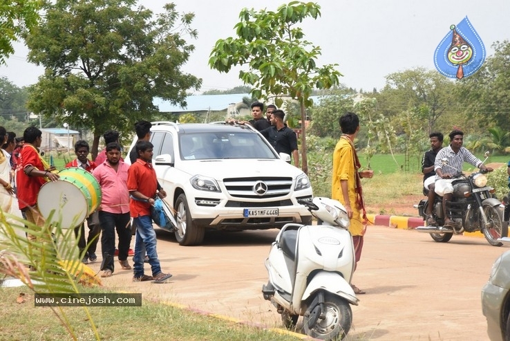 30 Rojullo Preminchatam Ela  Team at Warangal - 15 / 63 photos