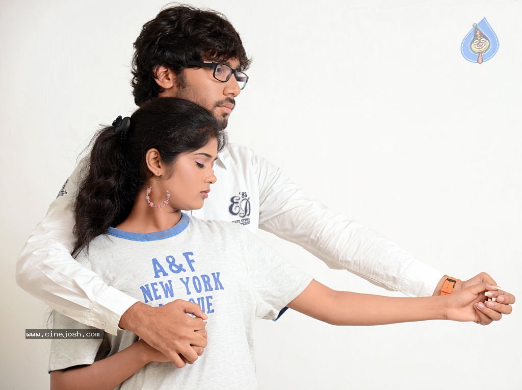 33 Prema Kathalu Movie Stills - 3 / 10 photos