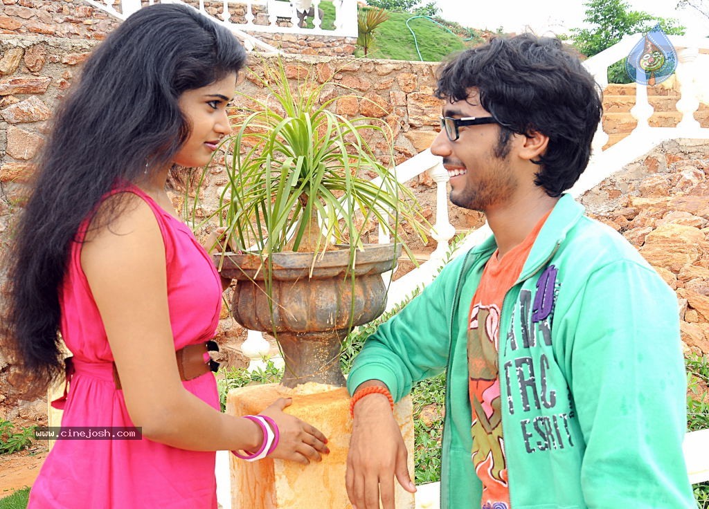33 Prema Kathalu Movie Stills - 6 / 10 photos