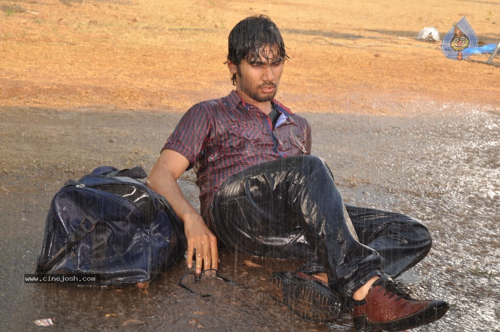 33 Premakathalu Movie Stills - 2 / 16 photos