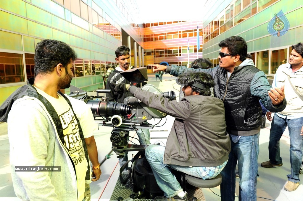 3 Idiots Tamil Movie Remake Working Stills  - 7 / 32 photos