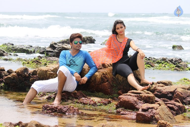 4G Movie New Photos - 3 / 55 photos
