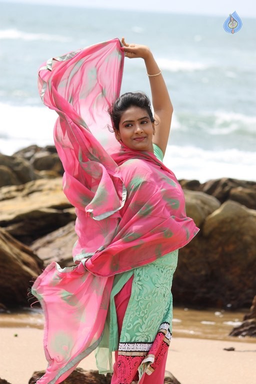 4G Movie New Photos - 21 / 55 photos