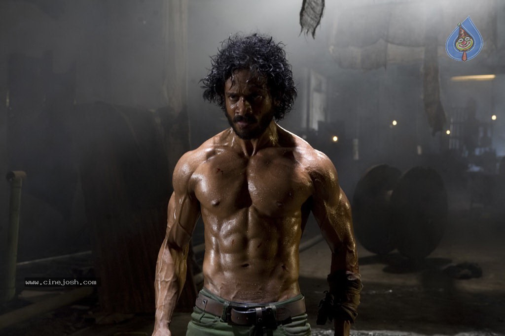 555 Tamil Movie New Stills - 69 / 89 photos