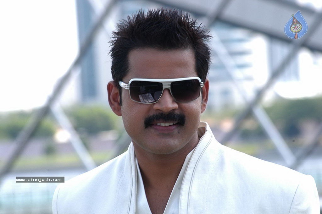 6 Candles Tamil Movie Stills - 24 / 26 photos