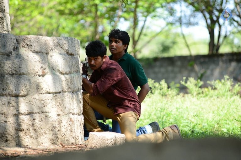 7 to 4 Movie new Photos and Posters - 33 / 42 photos