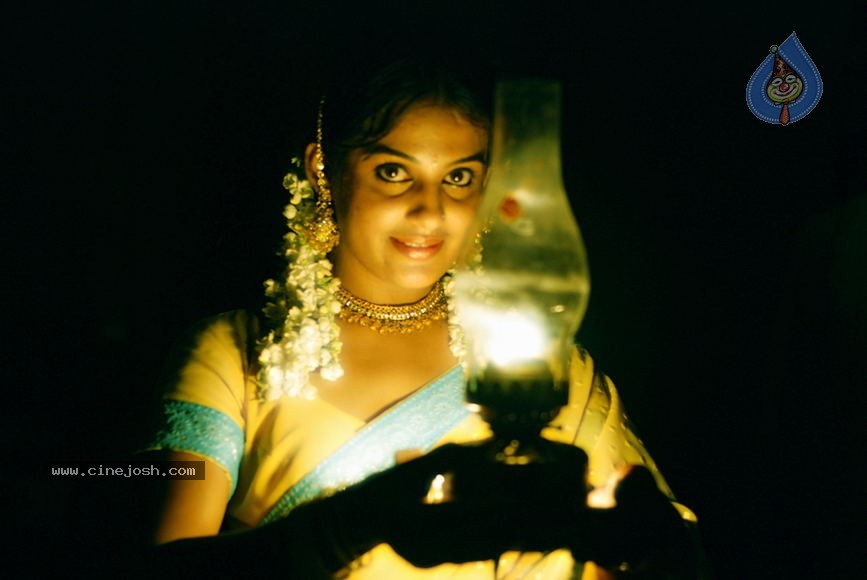 916 KDM Prema Movie Spicy Stills - 34 / 59 photos