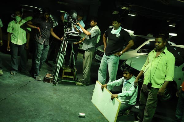 Amaravathi Movie Working Stills - Bhumika, Sneha, Gadde Sindhura - 11 / 59 photos