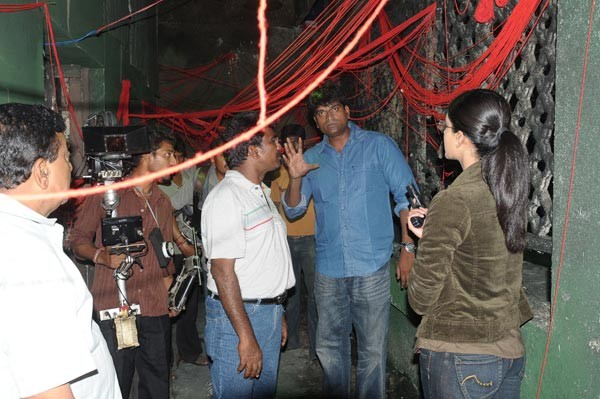 Amaravathi Movie Working Stills - Bhumika, Sneha, Gadde Sindhura - 14 / 59 photos