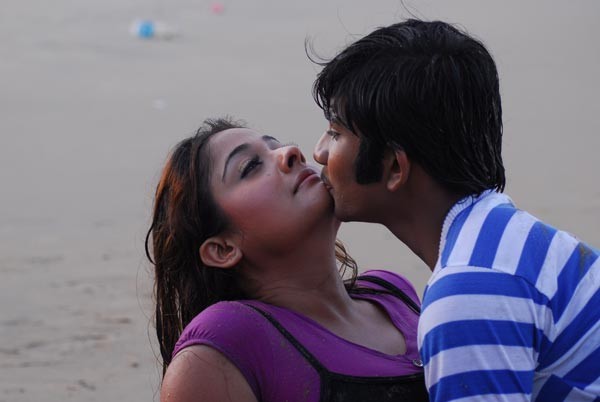 Highschool Movie Stills - Kiran Rathod, Karthik - 9 / 22 photos