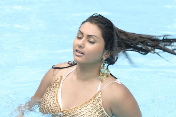 Iddaru Monagallu Movie Stills - 10 / 65 photos