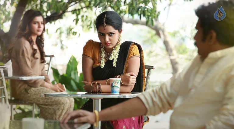 A Aa Movie Latest Posters and Photos - 21 / 57 photos