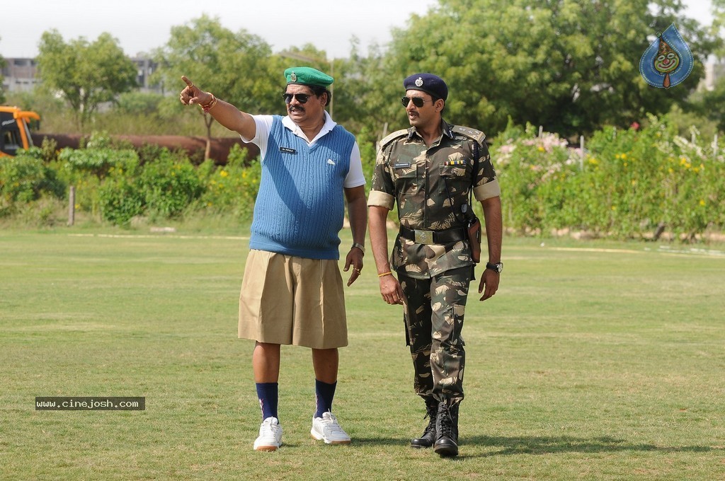 Aa Aiduguru Movie Latest Pics - 42 / 65 photos