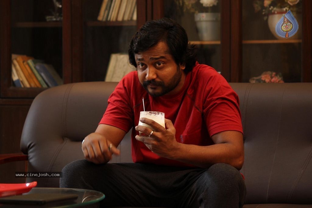 Aaaah Tamil Movie Stills - 31 / 86 photos