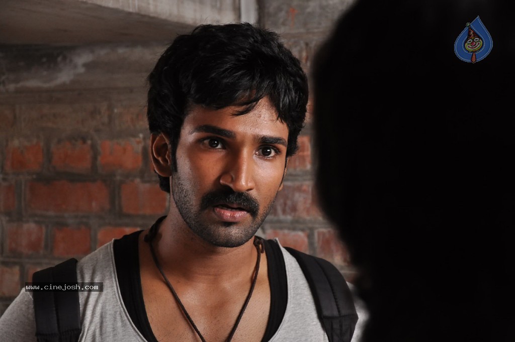 Aadi Pinisetty New Movie Stills - 30 / 78 photos