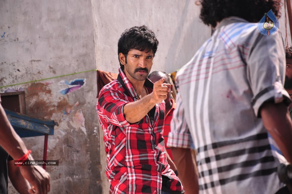 Aadi Pinisetty New Movie Stills - 33 / 78 photos