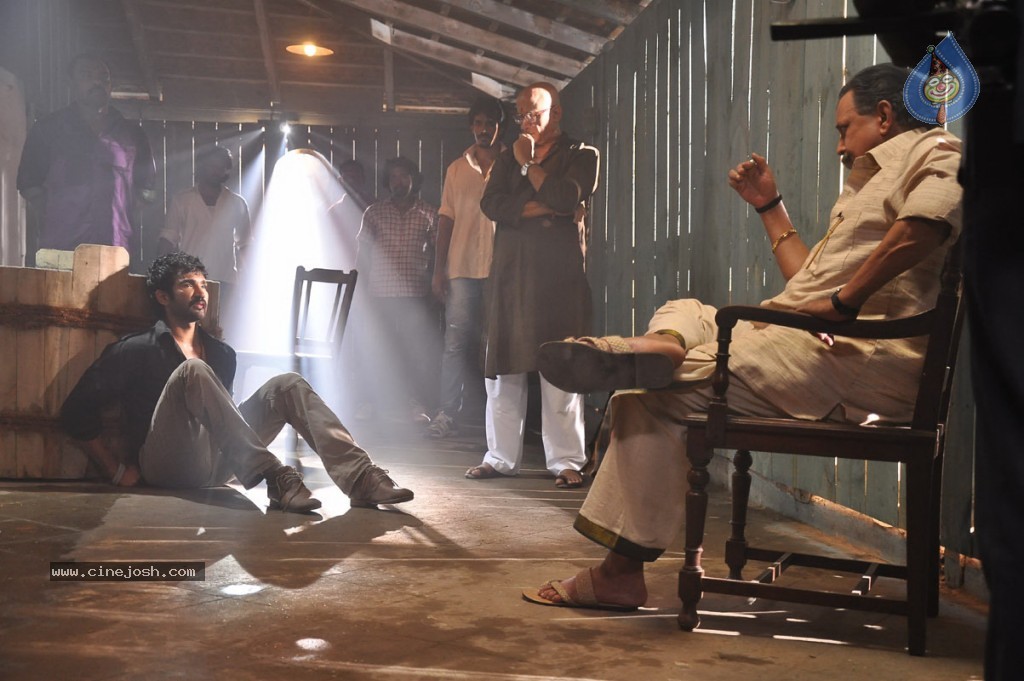 Aadi Pinisetty New Movie Stills - 37 / 78 photos