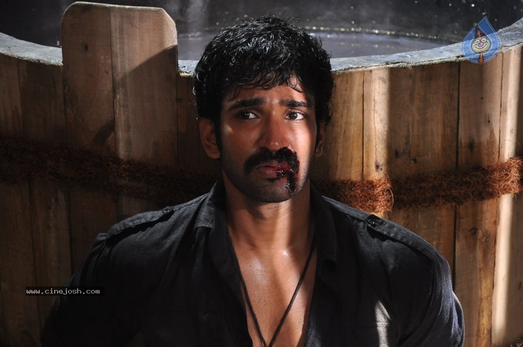 Aadi Pinisetty New Movie Stills - 42 / 78 photos