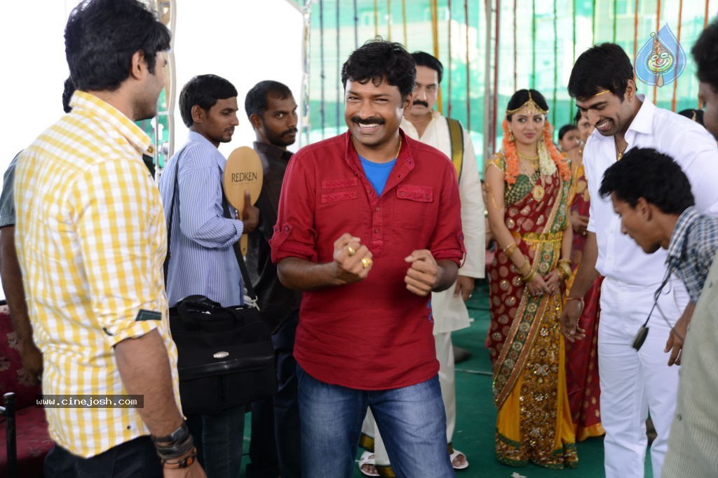 Aadu Magaadra Bujji Photos - 22 / 69 photos