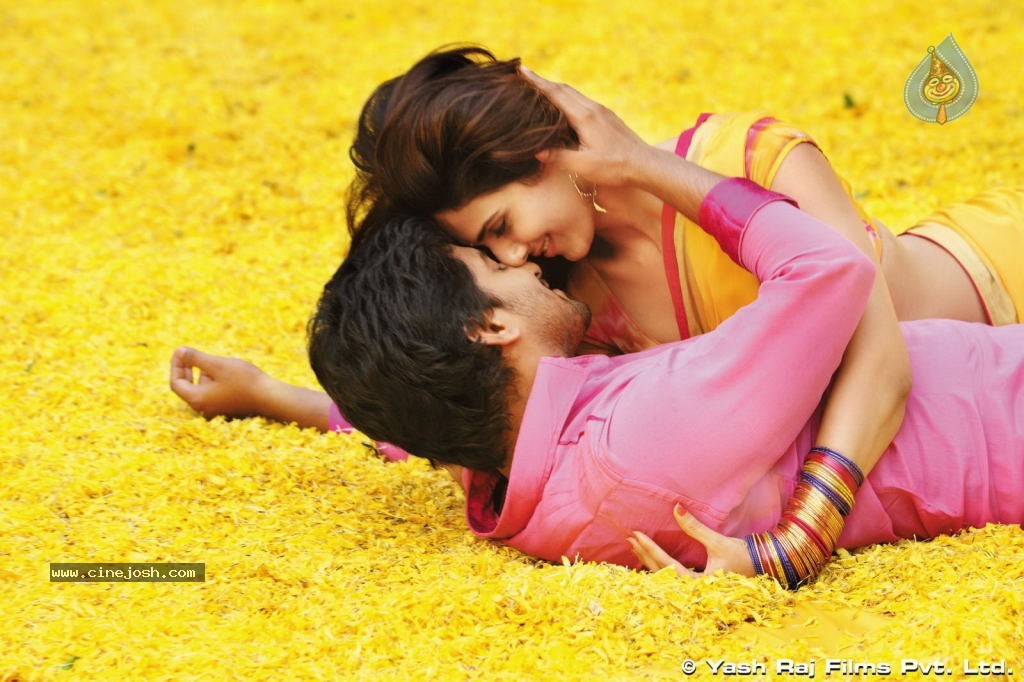 Aaha Kalyanam Movie Stills n Walls - 34 / 47 photos