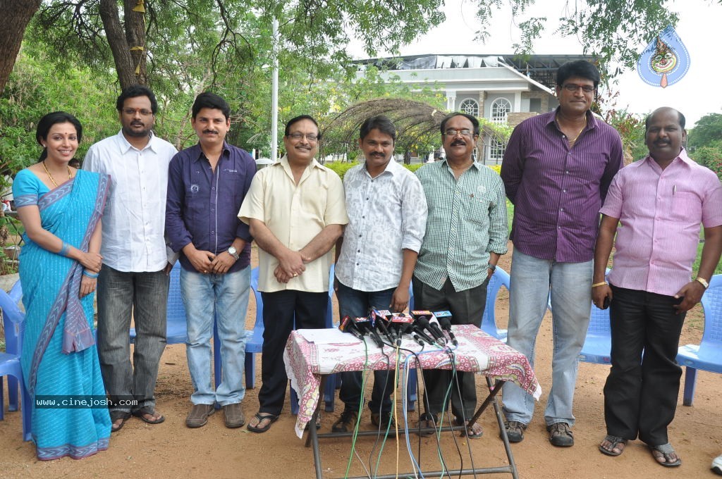 Aakasamlo Sagam Movie Stills - 11 / 25 photos